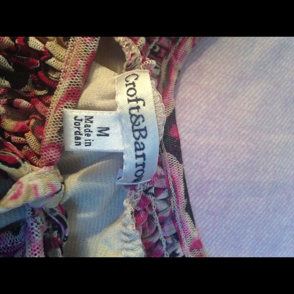 Patterned Blouses 👚💗 - Picture 7 of 7